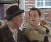 picaslowbus.jpg (5967 bytes)