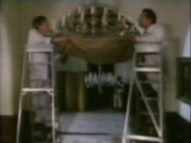 picatouchofglass.jpg (4793 bytes)